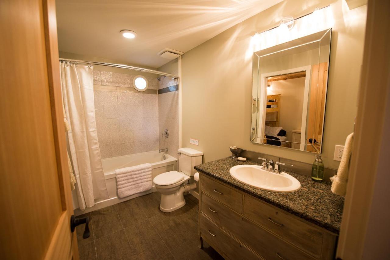 Skeena River House Bed & Breakfast Terrace Bagian luar foto