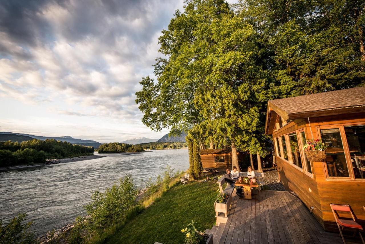 Skeena River House Bed & Breakfast Terrace Bagian luar foto
